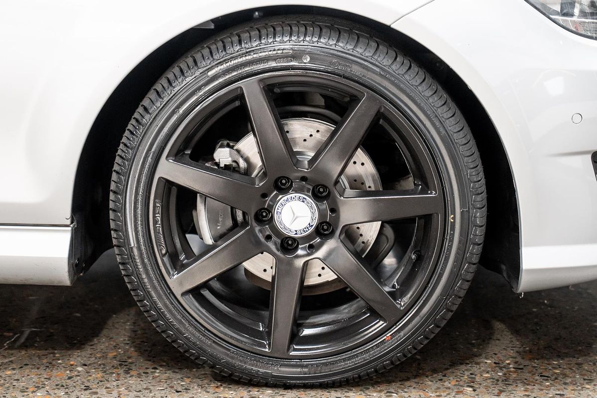 2015 Mercedes-Benz C-Class C250 Avantgarde C204