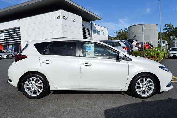2017 Toyota Corolla Ascent Sport ZRE182R