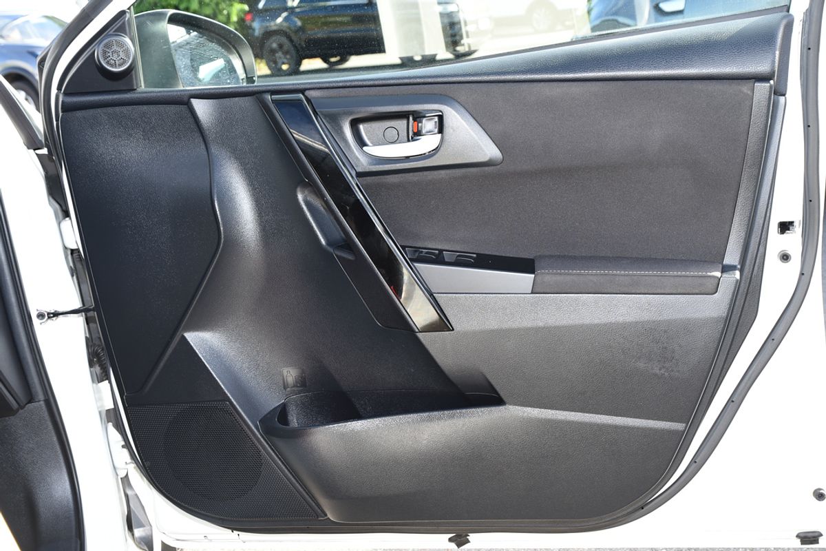 2017 Toyota Corolla Ascent Sport ZRE182R