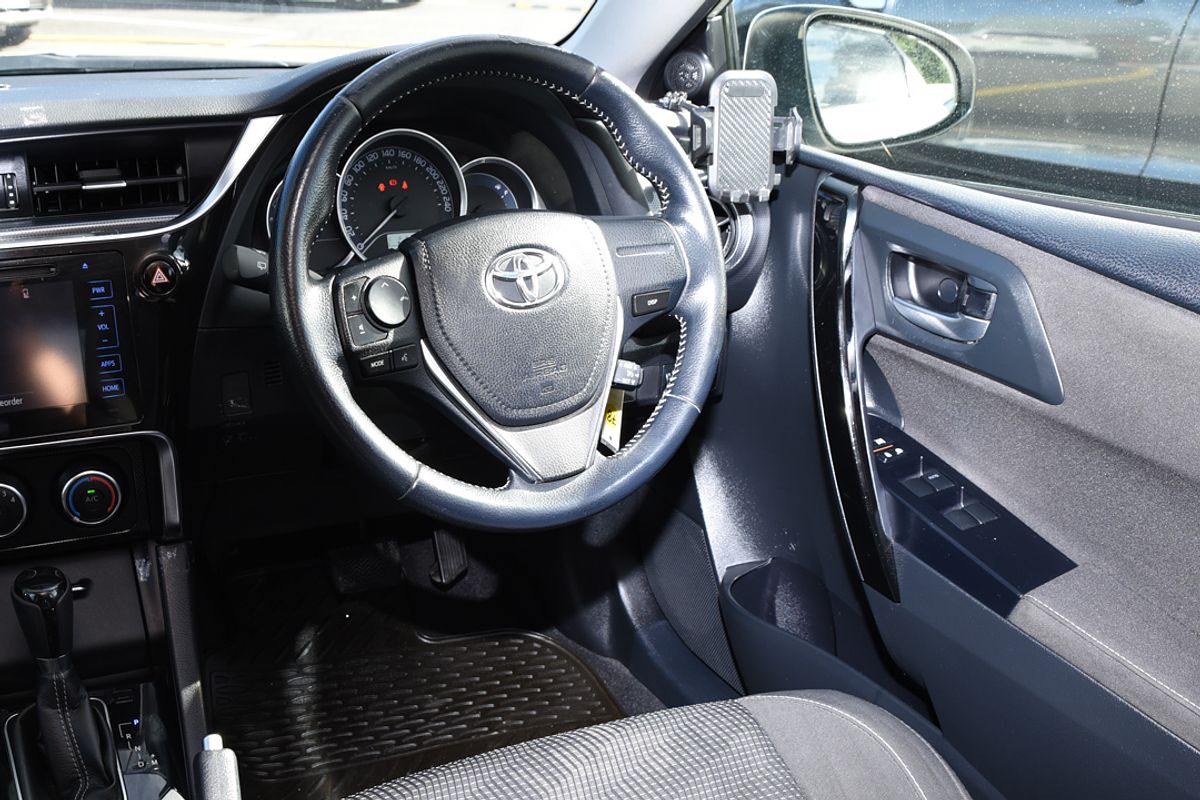 2017 Toyota Corolla Ascent Sport ZRE182R
