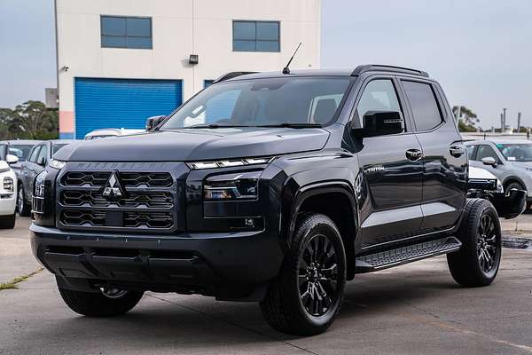 2025 Mitsubishi Triton GSR MV 4X4
