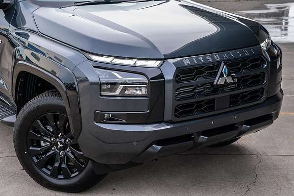 2025 Mitsubishi Triton GSR MV 4X4