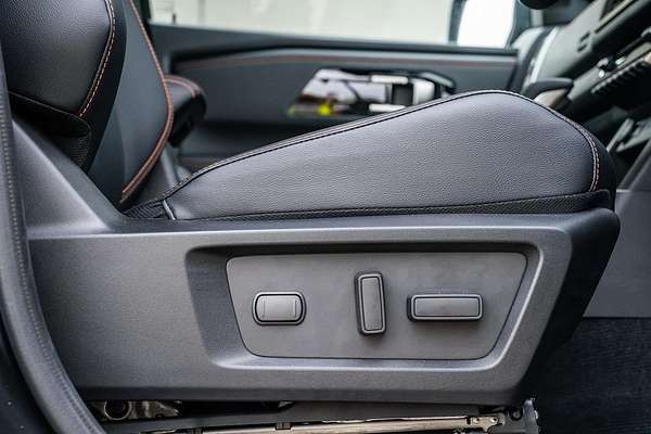 2025 Mitsubishi Triton GSR MV 4X4