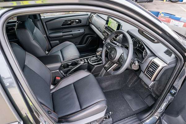 2025 Mitsubishi Triton GSR MV 4X4