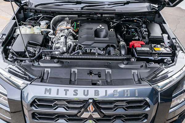 2025 Mitsubishi Triton GSR MV 4X4