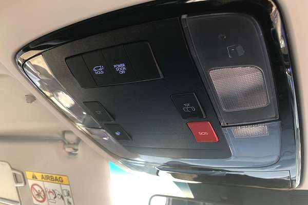 2024 Hyundai STARIA LOAD Premium US4.V3