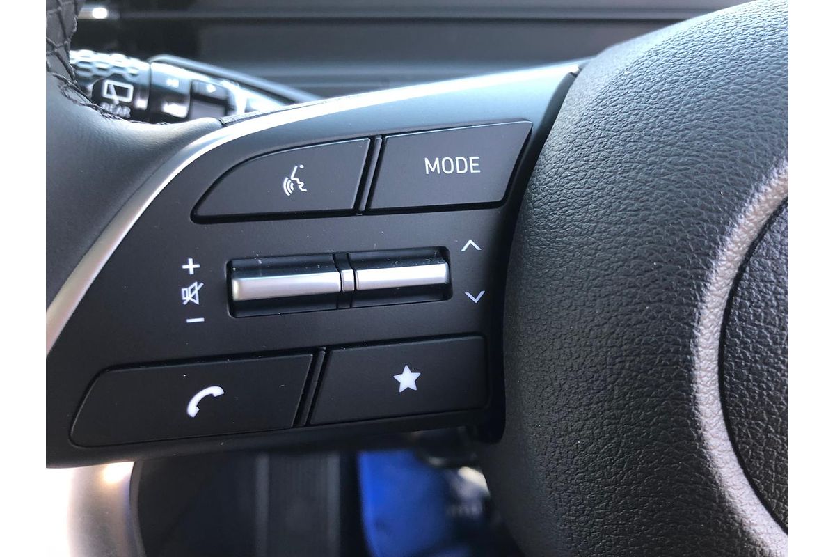 2024 Hyundai STARIA LOAD Premium US4.V3