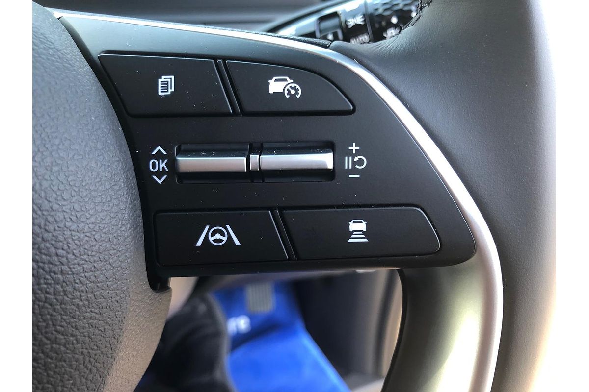 2024 Hyundai STARIA LOAD Premium US4.V3