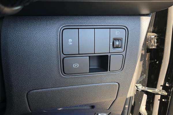 2024 Hyundai STARIA LOAD Premium US4.V3