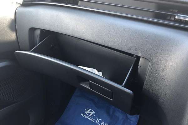 2024 Hyundai STARIA LOAD Premium US4.V3
