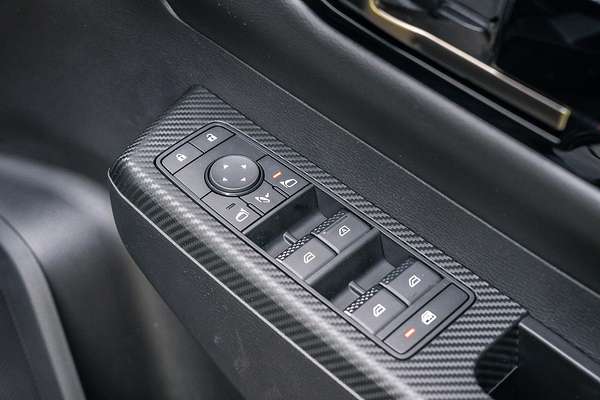 2025 Mitsubishi Triton GSR MV 4X4