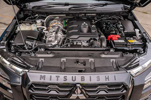 2025 Mitsubishi Triton GSR MV 4X4