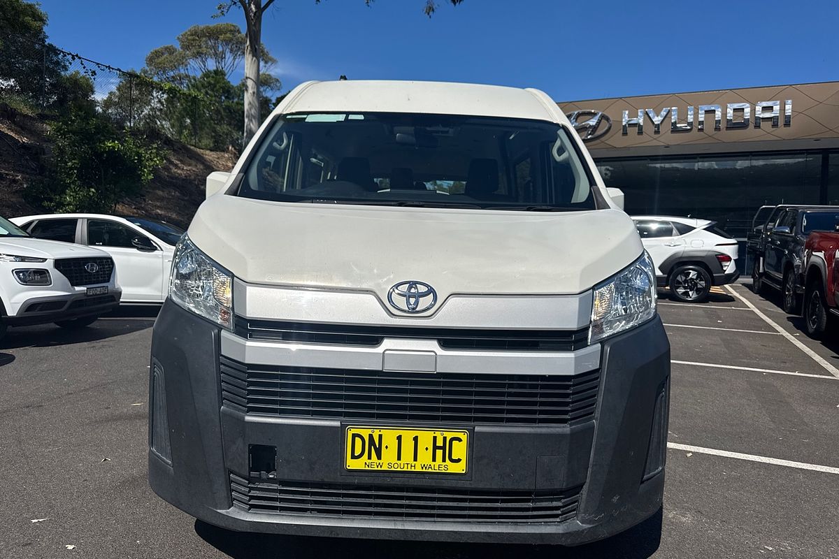2020 Toyota Hiace Commuter GDH322R