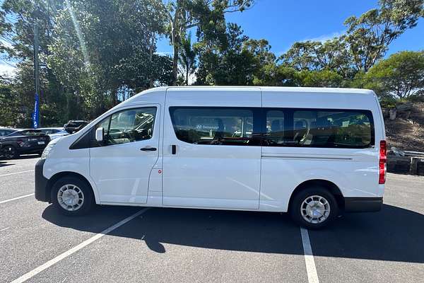 2020 Toyota Hiace Commuter GDH322R