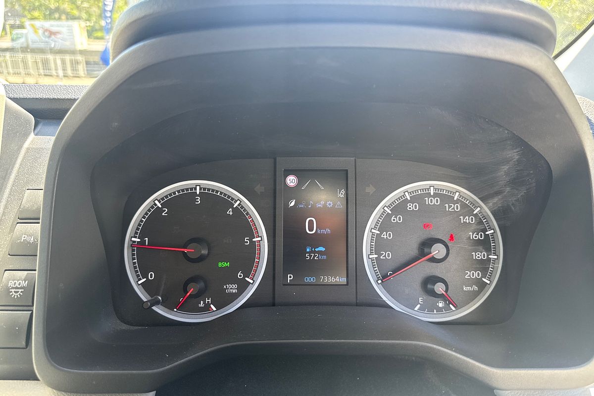 2020 Toyota Hiace Commuter GDH322R