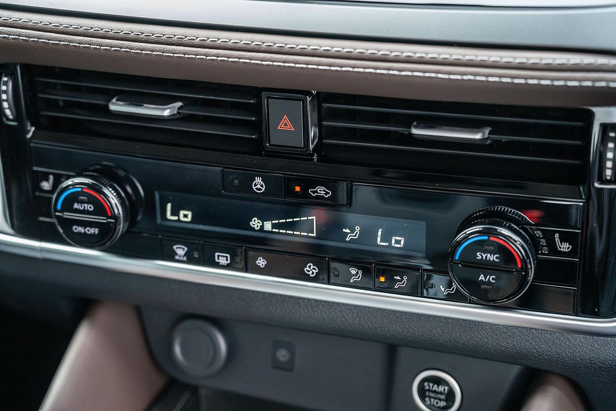 2025 Nissan QASHQAI Ti J12