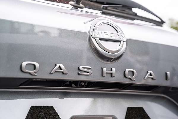 2025 Nissan QASHQAI Ti J12