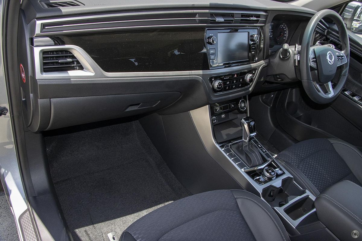 2024 SsangYong Korando ELX C300