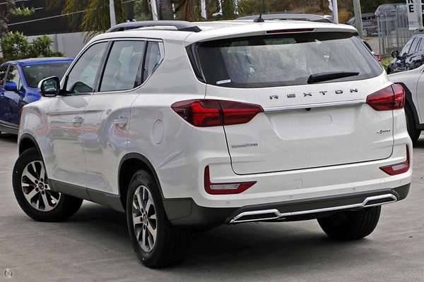 2024 SsangYong Rexton ELX Y461