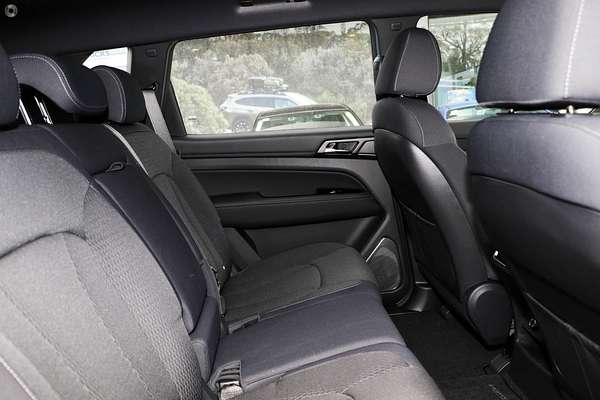 2024 SsangYong Rexton ELX Y461