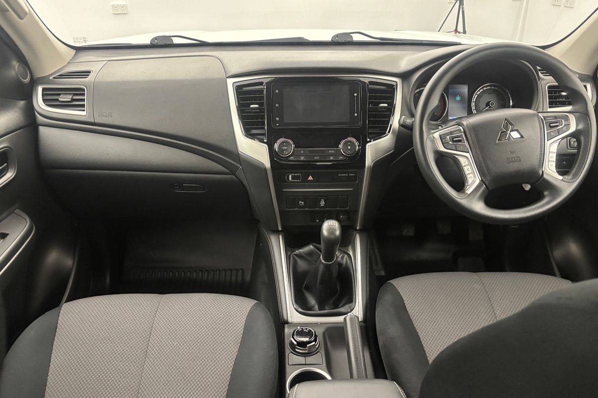 2022 Mitsubishi Triton GLX+ MR 4X4