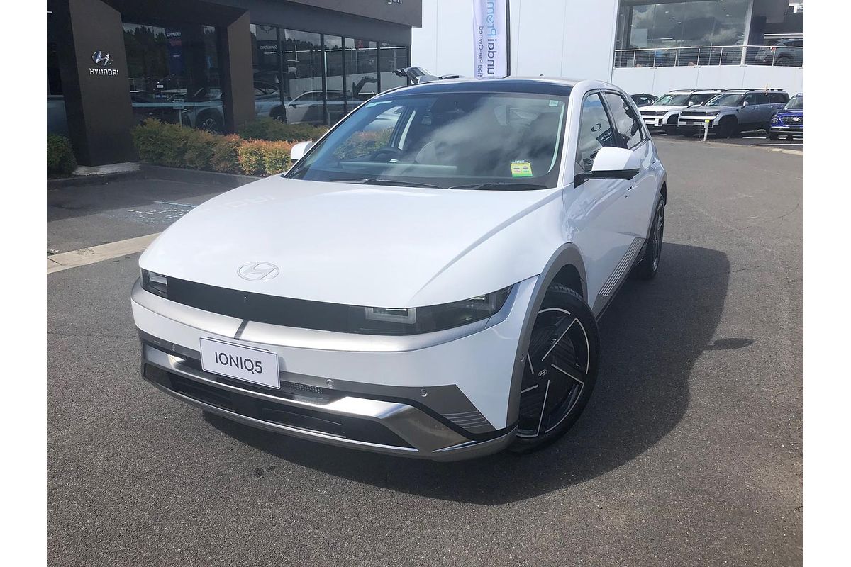 2025 Hyundai IONIQ 5 EPIQ NE.V5