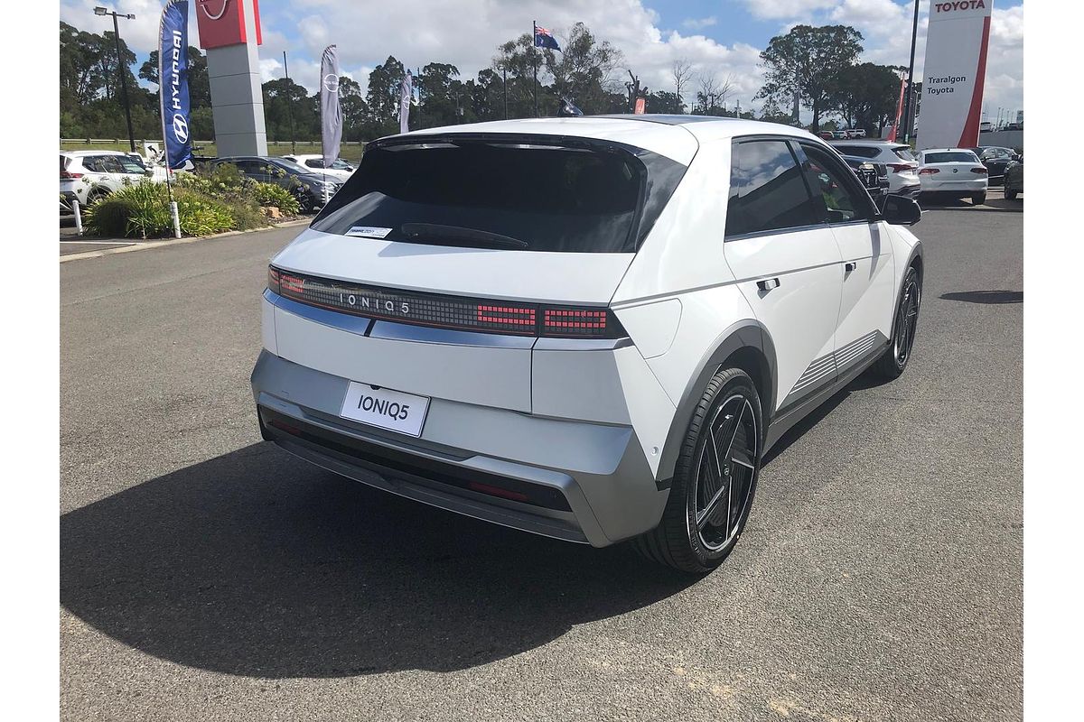 2025 Hyundai IONIQ 5 EPIQ NE.V5