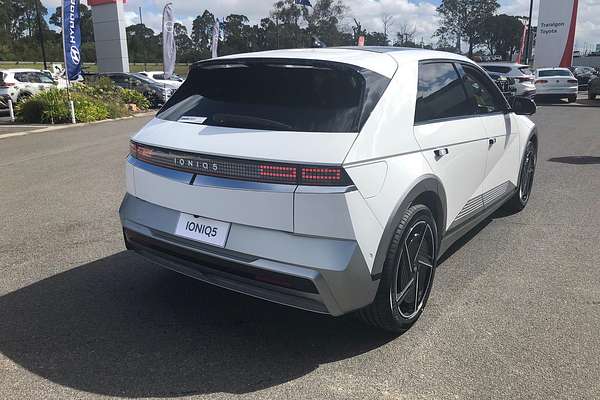 2025 Hyundai IONIQ 5 EPIQ NE.V5