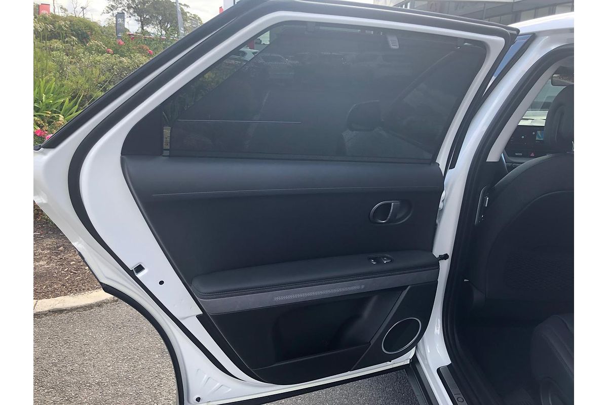 2025 Hyundai IONIQ 5 EPIQ NE.V5