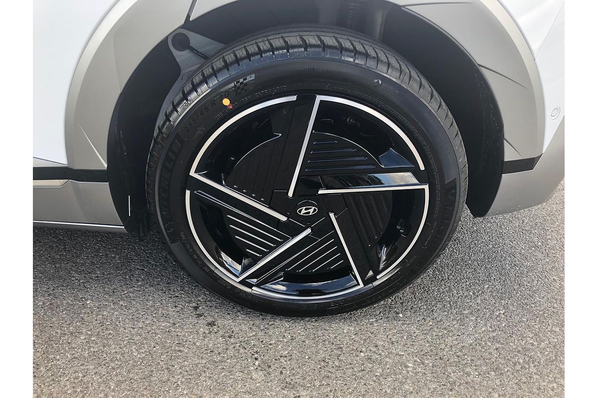 2025 Hyundai IONIQ 5 EPIQ NE.V5
