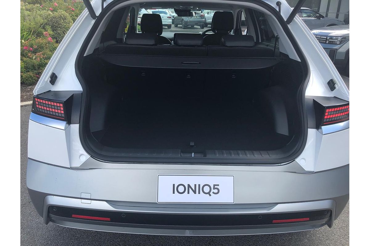 2025 Hyundai IONIQ 5 EPIQ NE.V5