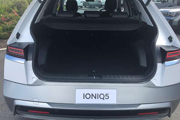 2025 Hyundai IONIQ 5 EPIQ NE.V5