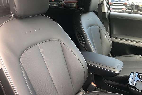 2025 Hyundai IONIQ 5 EPIQ NE.V5