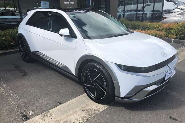 2025 Hyundai IONIQ 5 EPIQ NE.V5
