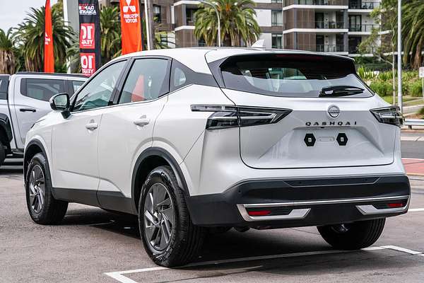 2025 Nissan QASHQAI ST J12