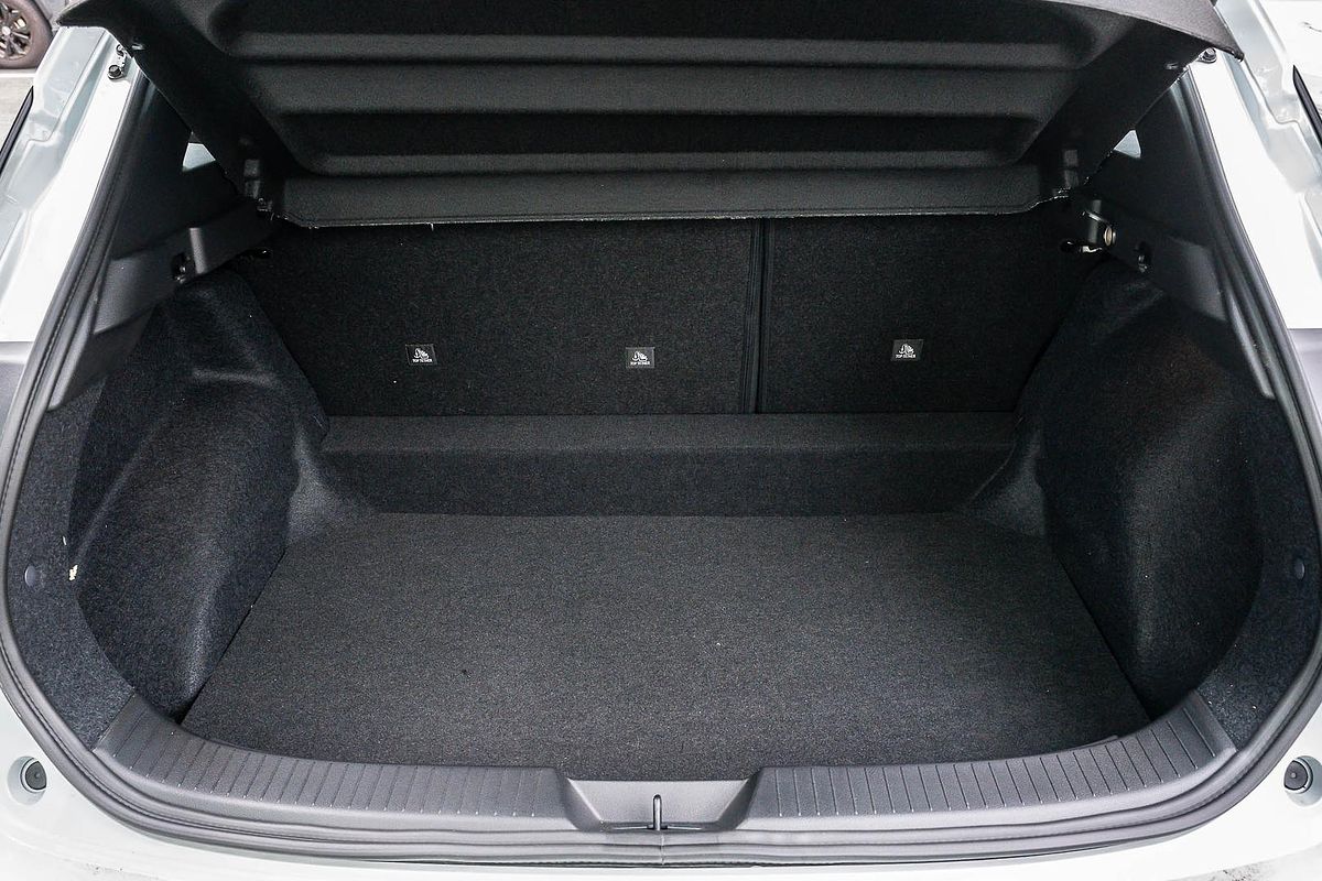 2025 Nissan QASHQAI ST J12