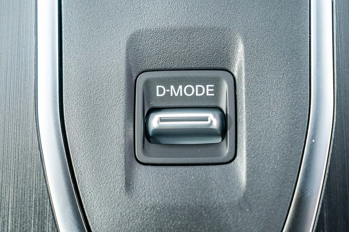 2025 Nissan QASHQAI ST J12