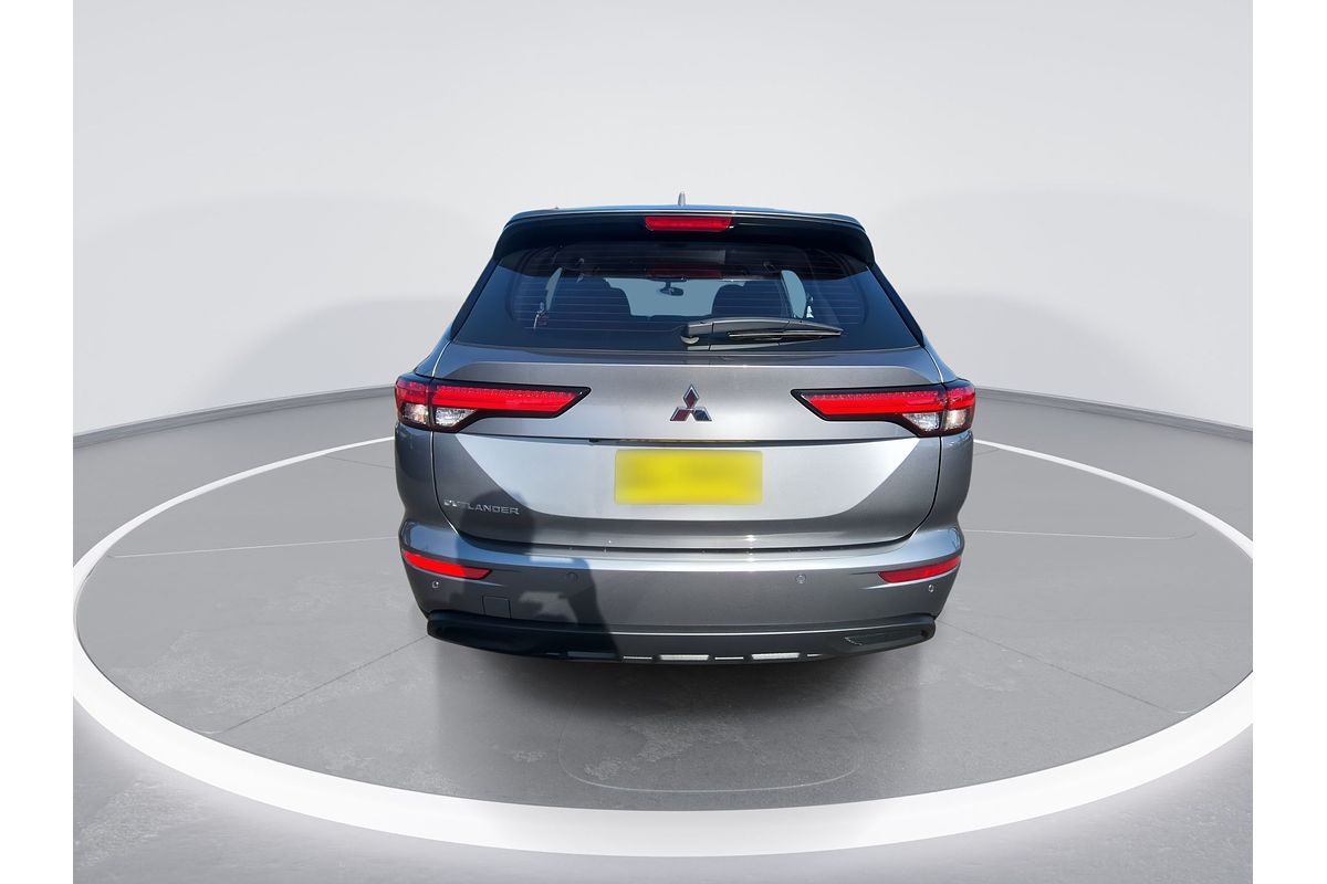 2022 Mitsubishi Outlander ES ZM