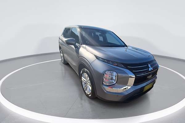 2022 Mitsubishi Outlander ES ZM