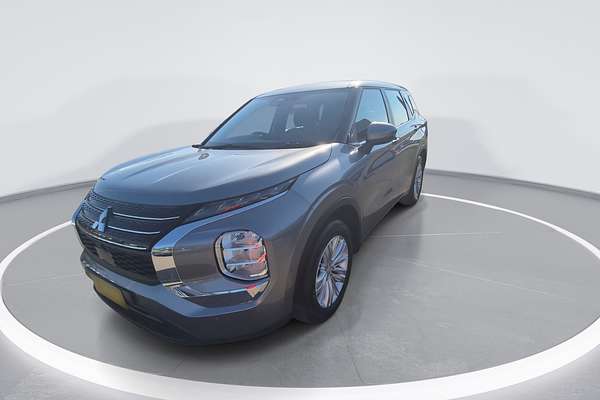 2022 Mitsubishi Outlander ES ZM