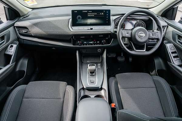 2025 Nissan QASHQAI ST J12