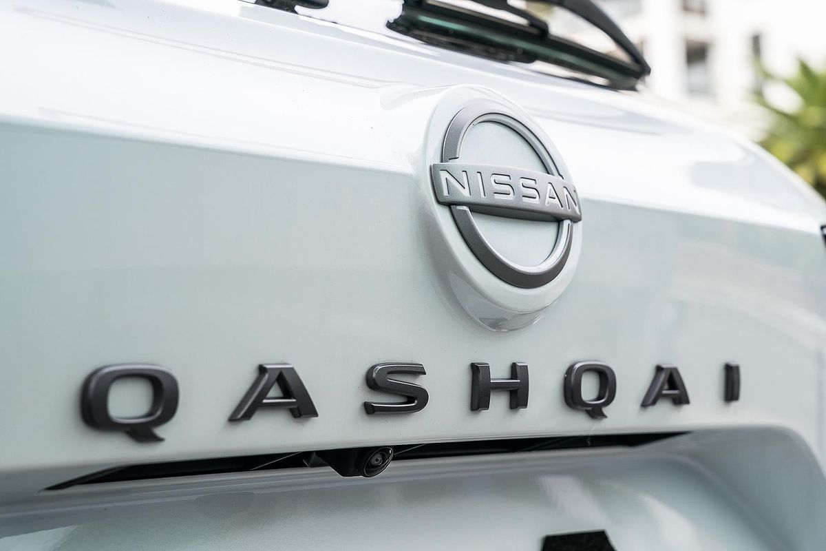 2025 Nissan QASHQAI ST J12