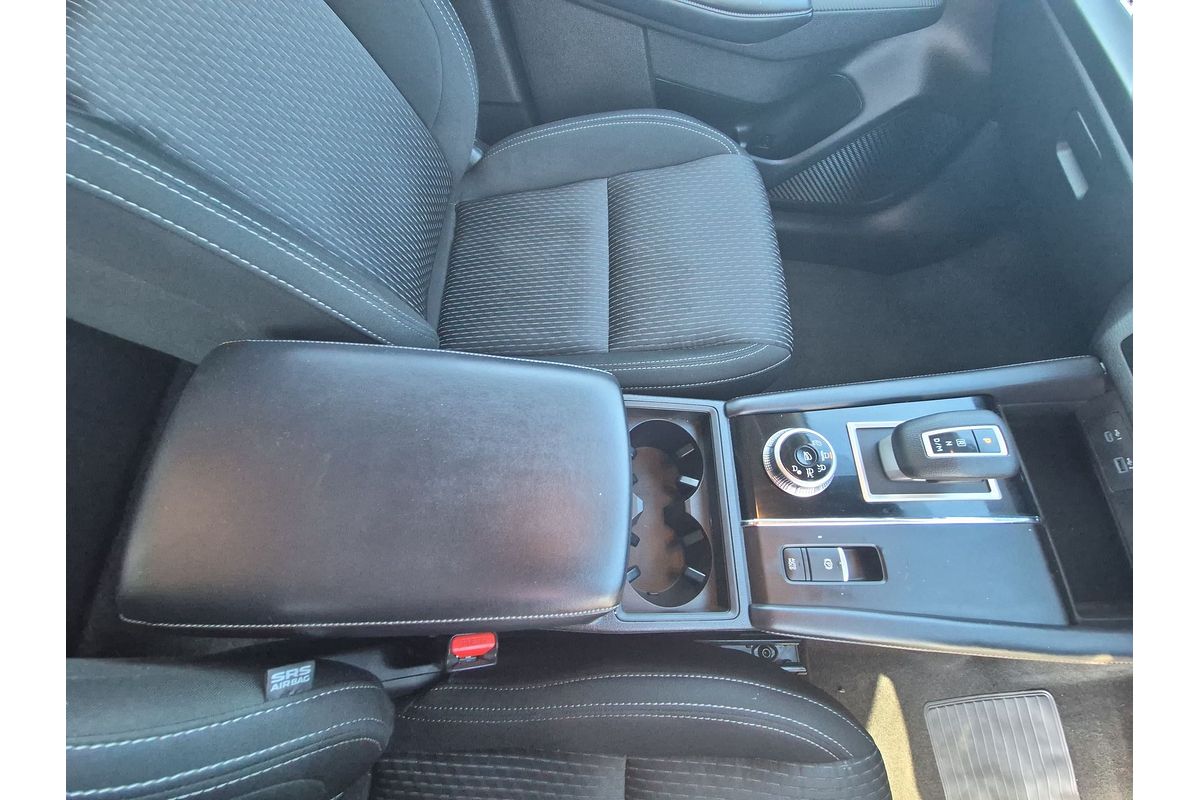 2022 Mitsubishi Outlander ES ZM