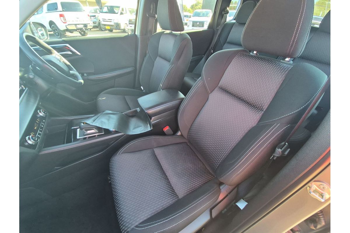 2022 Mitsubishi Outlander ES ZM