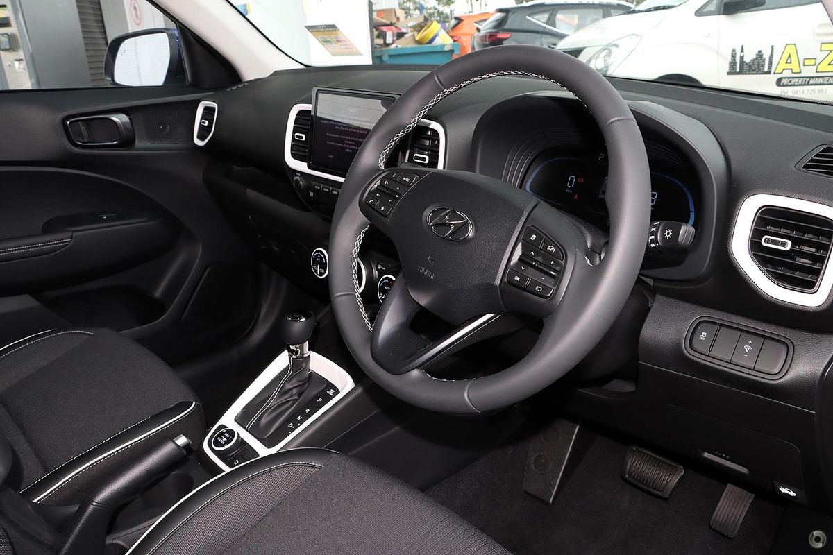 2025 Hyundai Venue Elite QX.V5