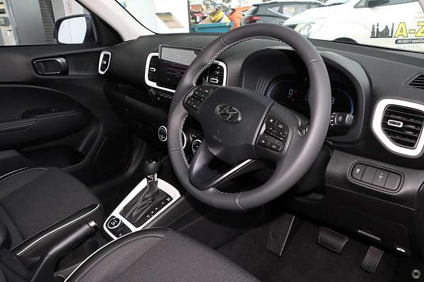 2025 Hyundai Venue Elite QX.V5