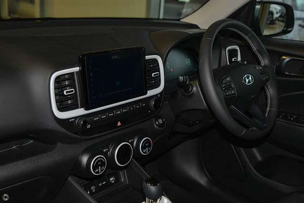 2025 Hyundai Venue Elite QX.V5
