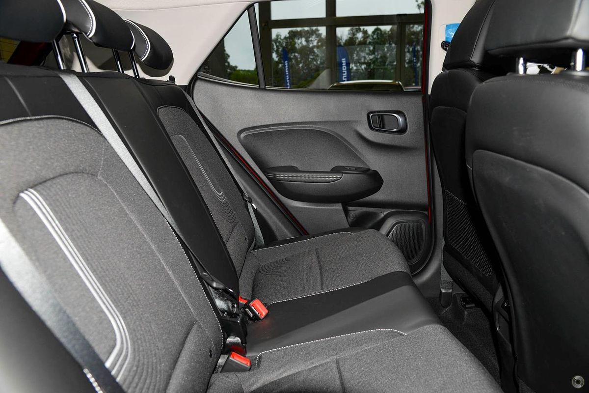 2025 Hyundai Venue Elite QX.V5