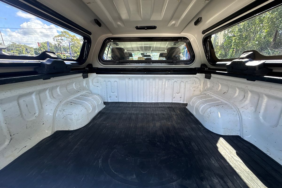 2020 Toyota Hilux SR GUN126R 4X4