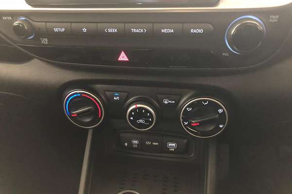 2025 Hyundai Venue QX.V5